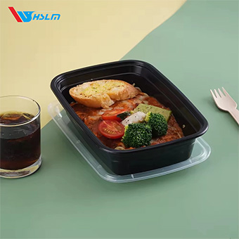 premium-black-plastic-bento-box-with-meal-presentation